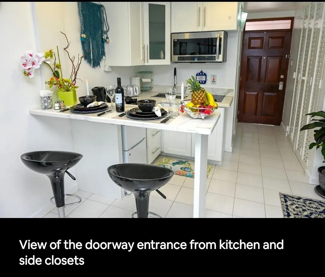 Paradise By The Sea Montego Bay Apartment