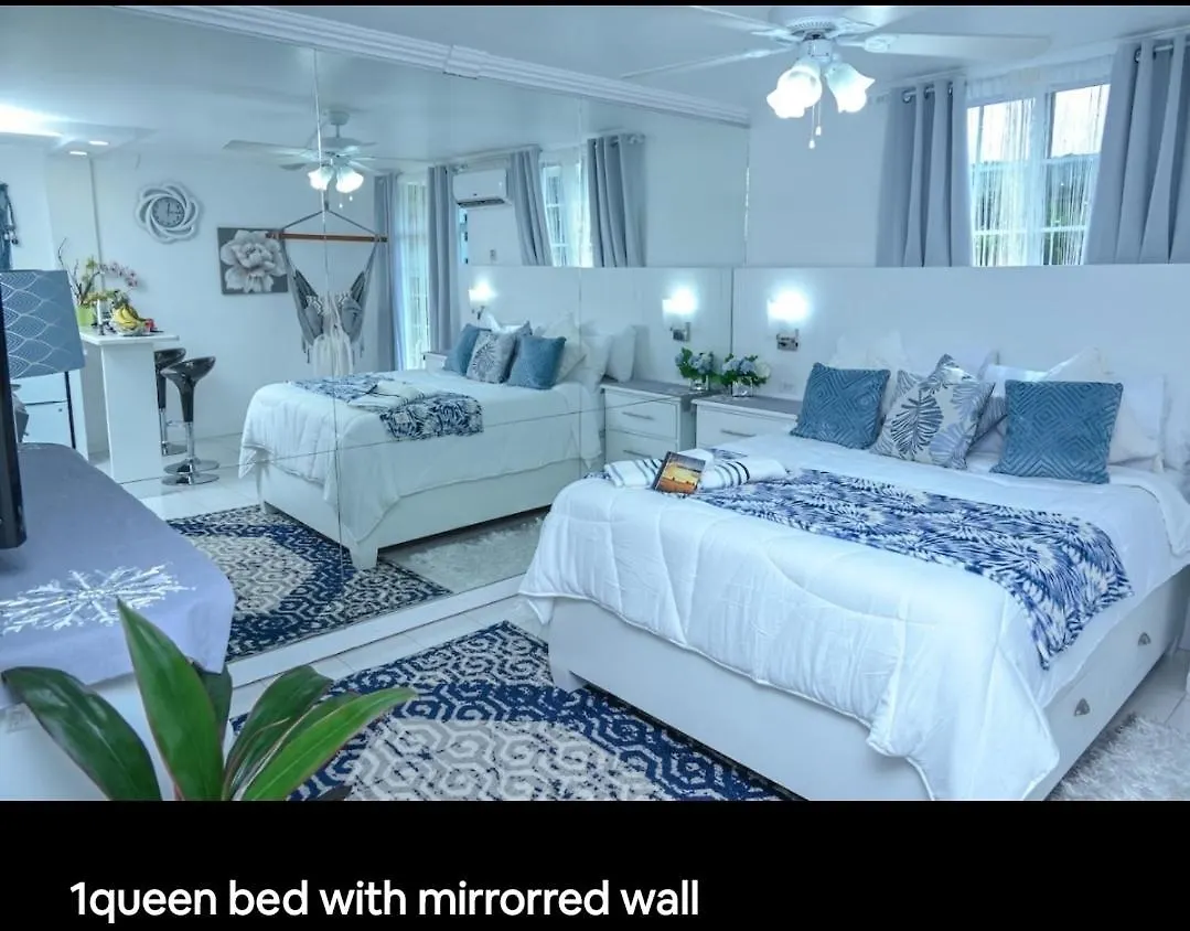 Paradise By The Sea Montego Bay Apartment