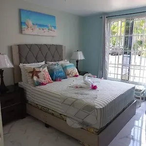 Apartment Sea Castles La Vue, Montego Bay